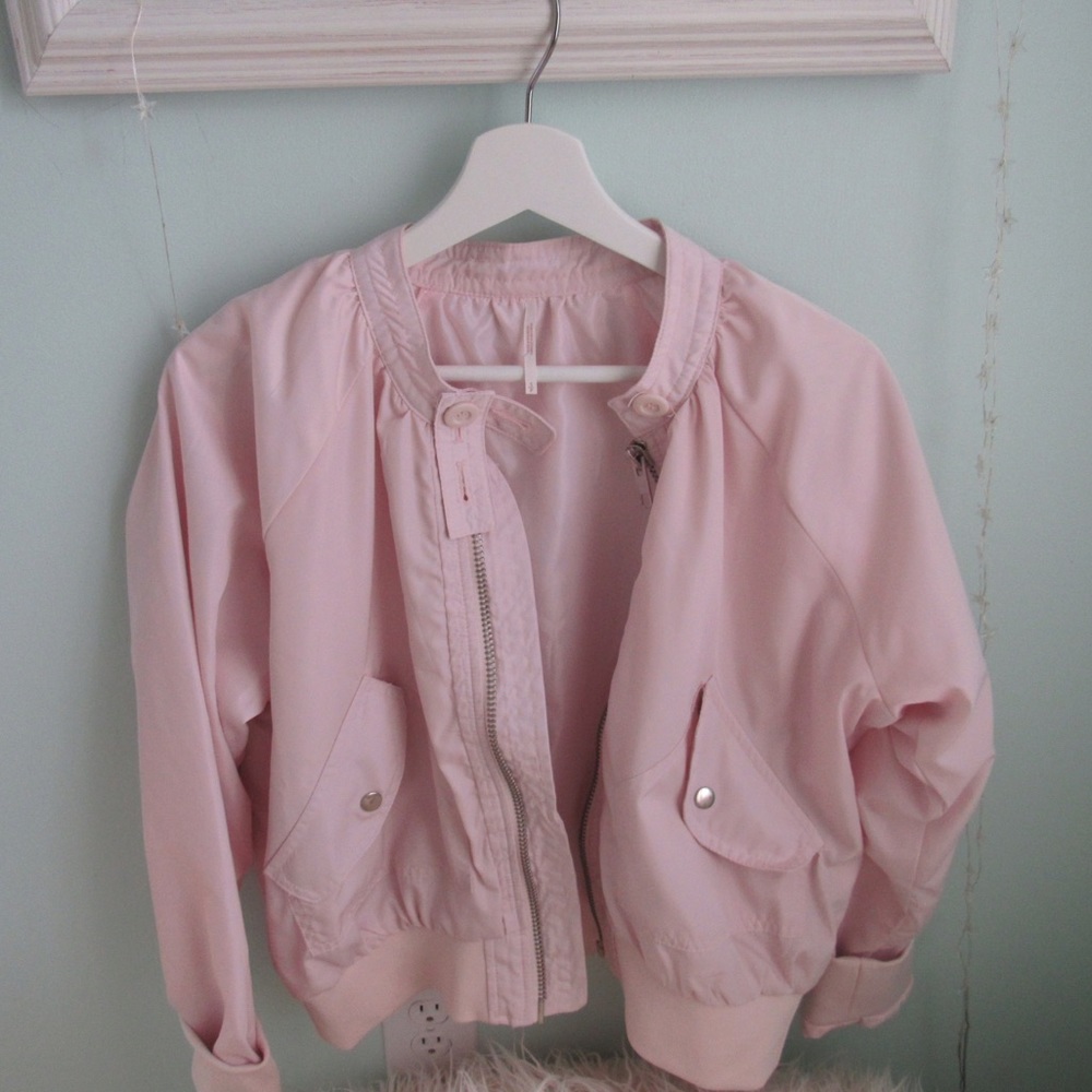 😍 Free People Blush Pink Bomber Jacket